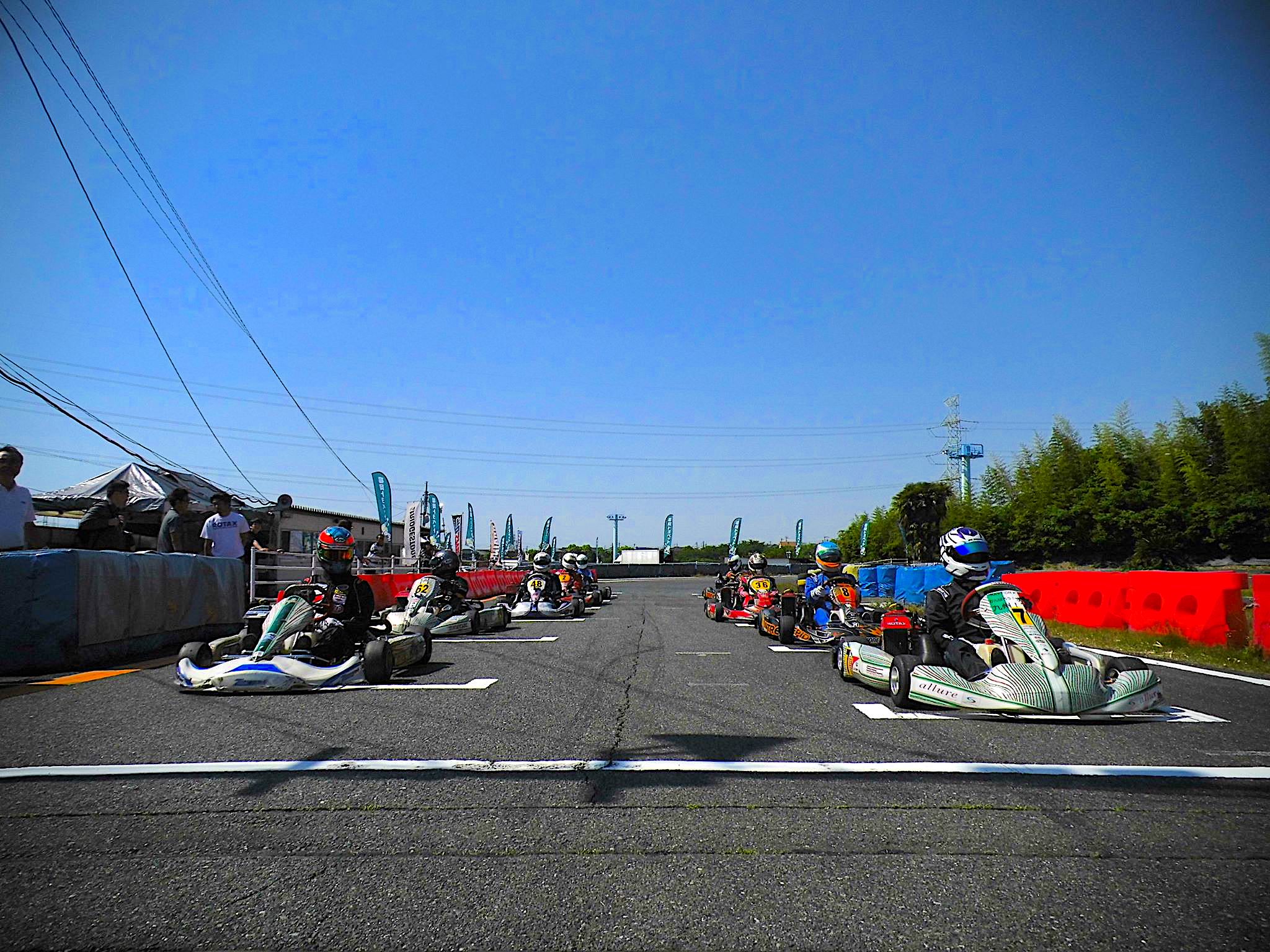 Aoneサーキット 福岡県の本格カートコース レンタルカート